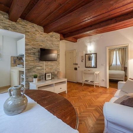 Signoria Florentine Apartment Флоренция Экстерьер фото
