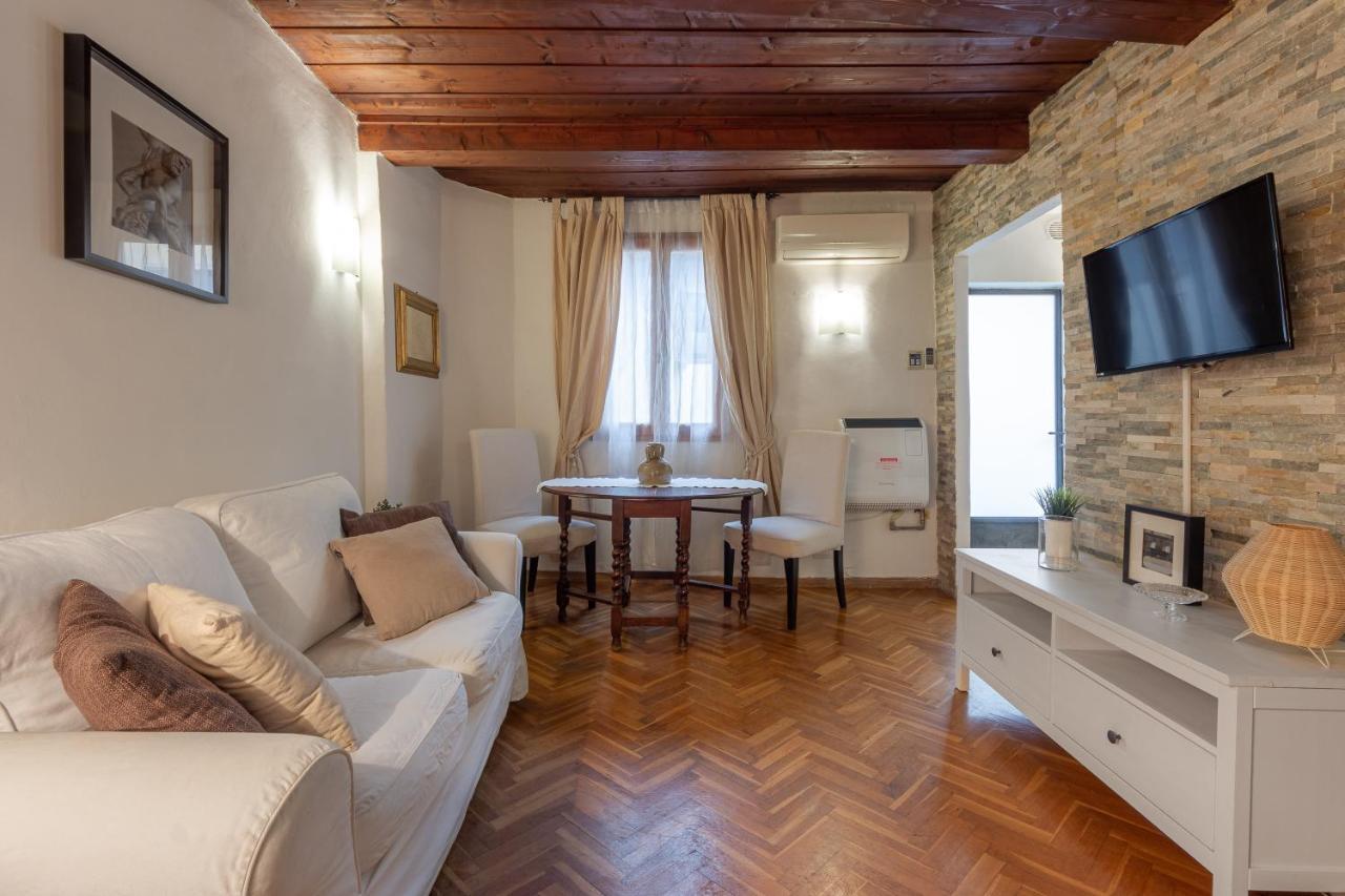 Signoria Florentine Apartment Флоренция Экстерьер фото