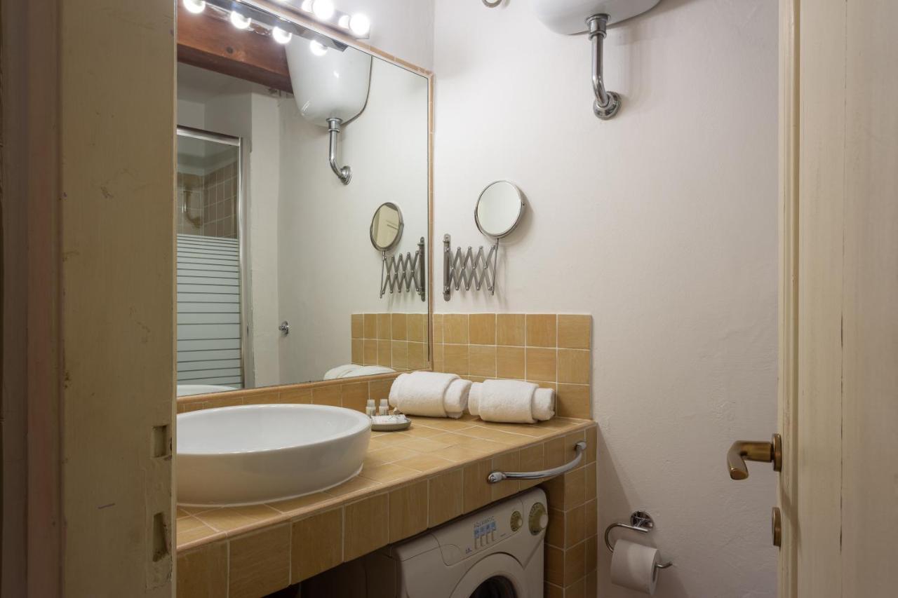 Signoria Florentine Apartment Флоренция Экстерьер фото